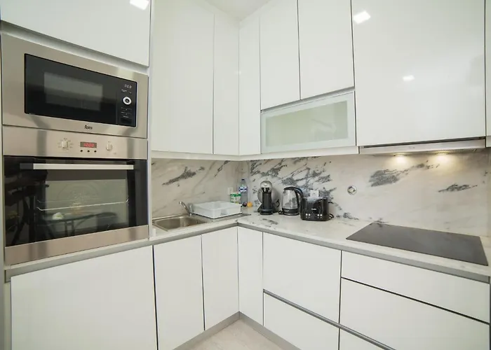 Guest Amparo Dollhouse Apartman *