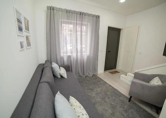 Guest Amparo Dollhouse * Porto