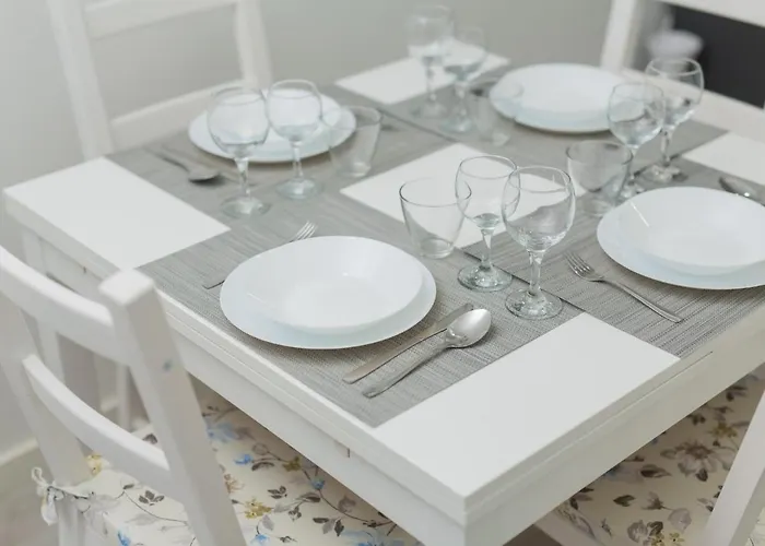 Guest Amparo Dollhouse * بورتو