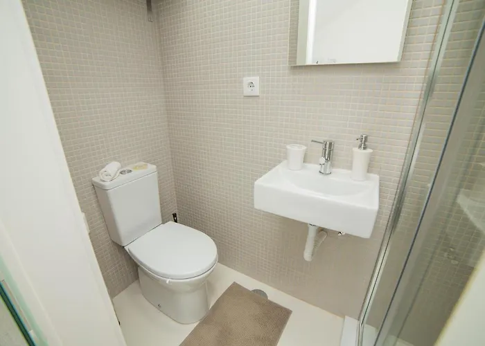 Apartment Guest Amparo Dollhouse *